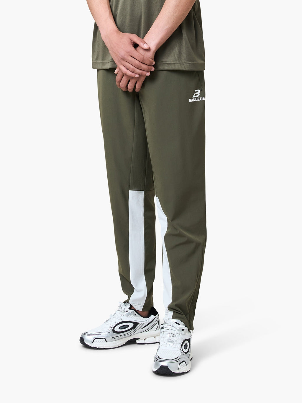 PERFORMANCE TRACKPANTS | OLIVE