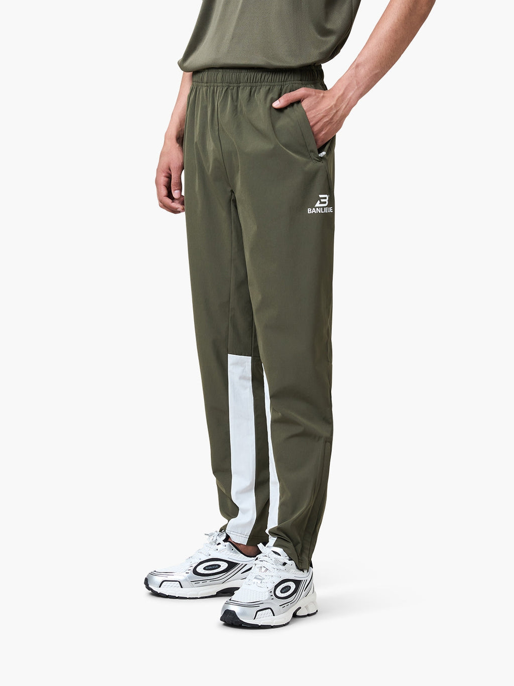 PERFORMANCE TRACKPANTS | OLIVE | SEEDING