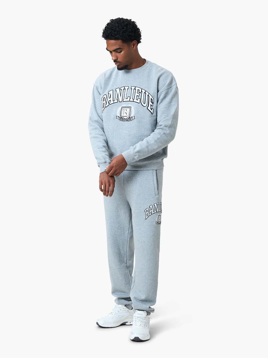 CREST SWEATER | HEATHER GREY